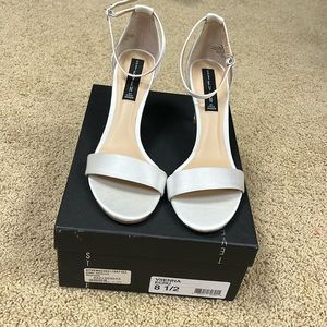 Steven by Steve Madden cream satin heels size 8.5 never worn
